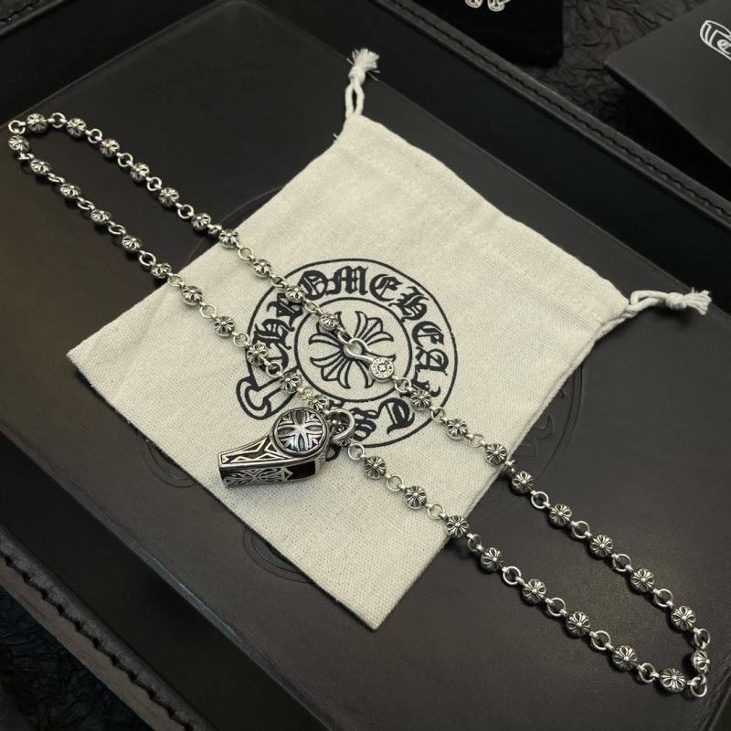 Ch*0me He**ts necklaces